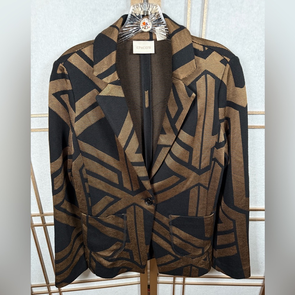 Vintage Chicos Black & Gold Blazer - Women’s Size 0 - EUC